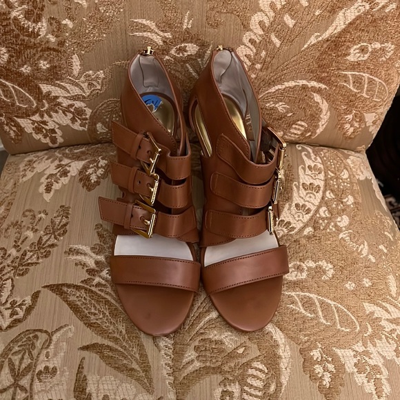Michael Kors Sandals - Picture 1 of 4